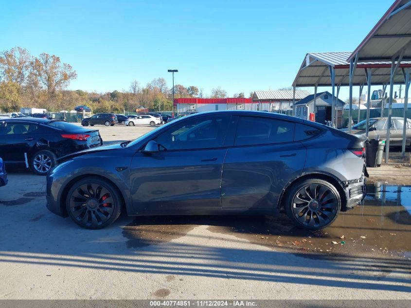 2022 Tesla Model Y Performance Dual Motor All-Wheel Drive VIN: 7SAYGDEF2NF437416 Lot: 40774851