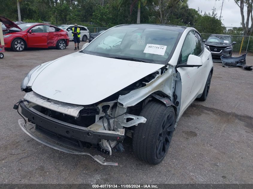 2021 Tesla Model Y Long Range Dual Motor All-Wheel Drive VIN: 5YJYGDEE1MF243687 Lot: 40775134