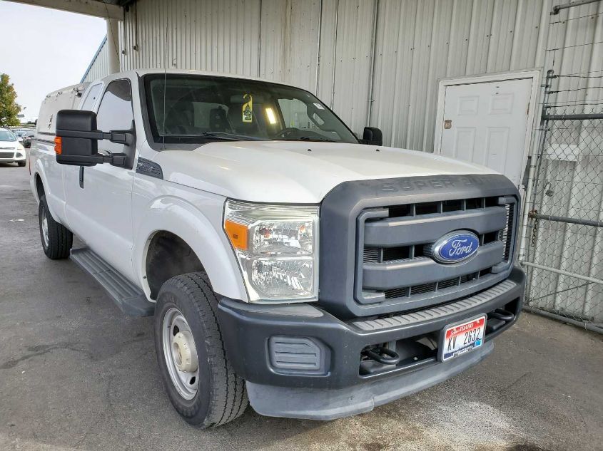 2015 Ford F250 Super Duty VIN: 1FT7X2B6XFED10837 Lot: 40775166