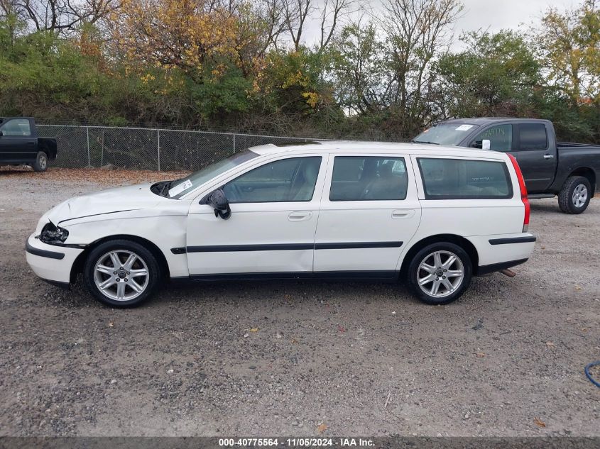 2003 Volvo V70 2.4T VIN: YV1SW58D432332148 Lot: 40775564