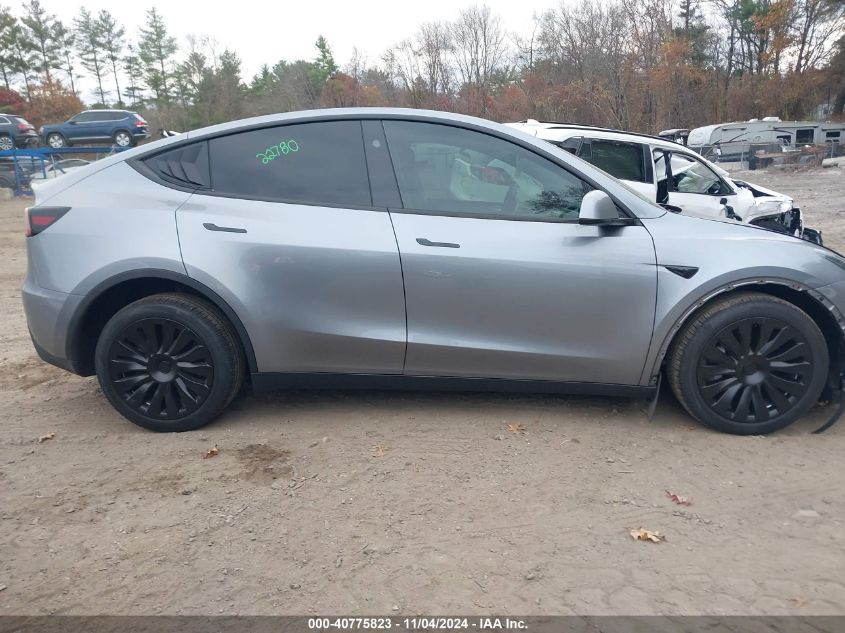 2024 Tesla Model Y Long Range Dual Motor All-Wheel Drive VIN: 7SAYGDEE9RA287962 Lot: 40775823