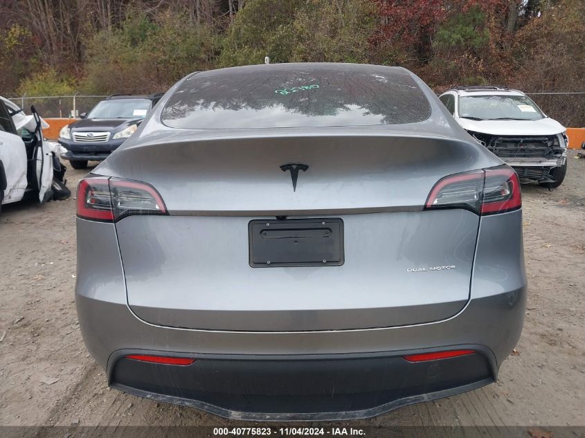 2024 Tesla Model Y Long Range Dual Motor All-Wheel Drive VIN: 7SAYGDEE9RA287962 Lot: 40775823