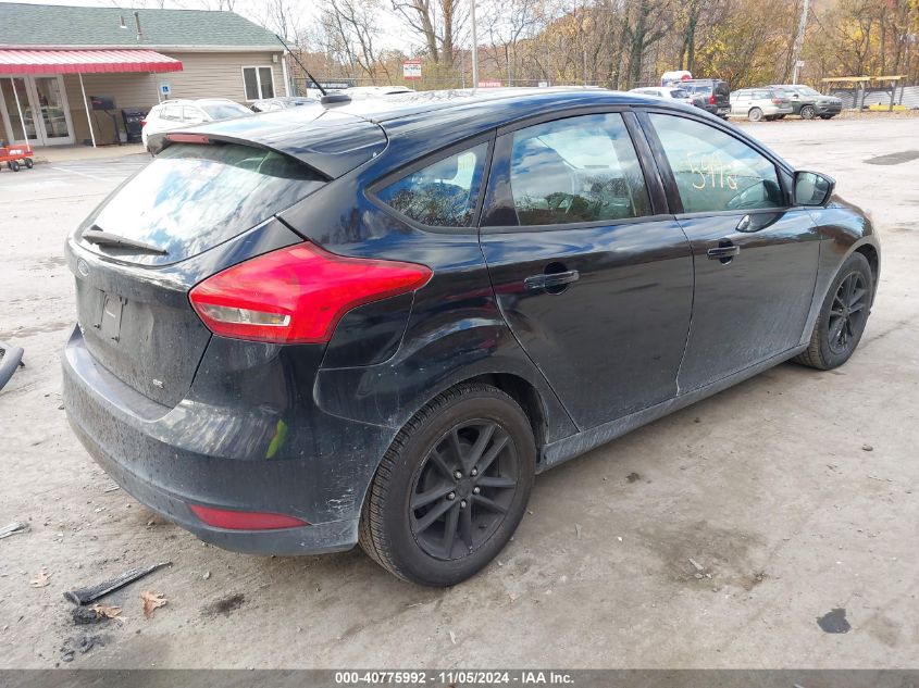 VIN 1FADP3K23HL332009 2017 Ford Focus, SE no.4