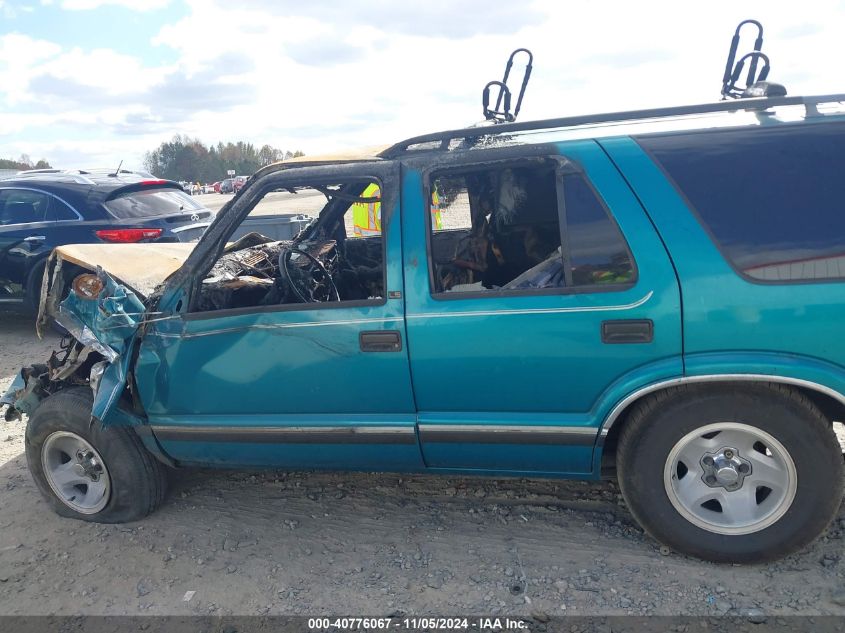 1996 Chevrolet Blazer VIN: 1GNCS13W0T2104629 Lot: 40776067