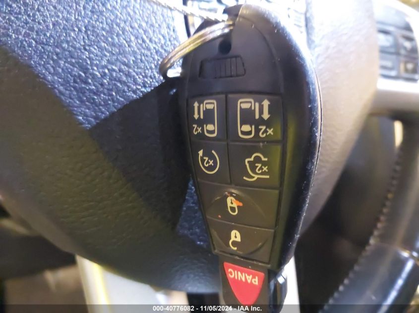VIN 2C4RDGEG2HR873552 2017 DODGE GRAND CARAVAN GT