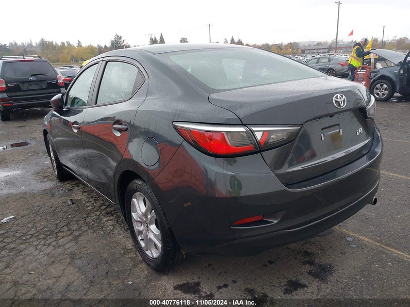 VIN 3MYDLBYVXJY307608 2018 TOYOTA YARIS IA