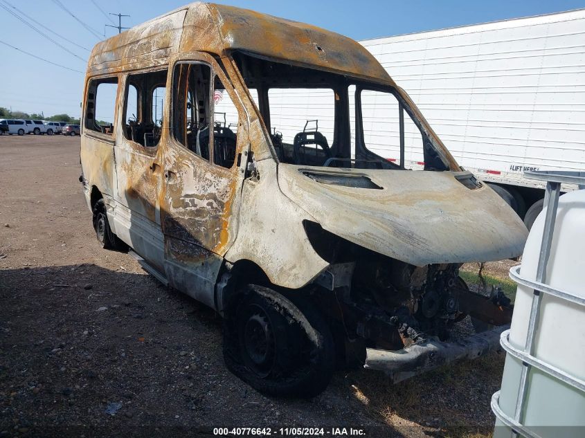 MERCEDES-BENZ SPRINTER STANDARD ROOF 4-CYL DIESEL HO