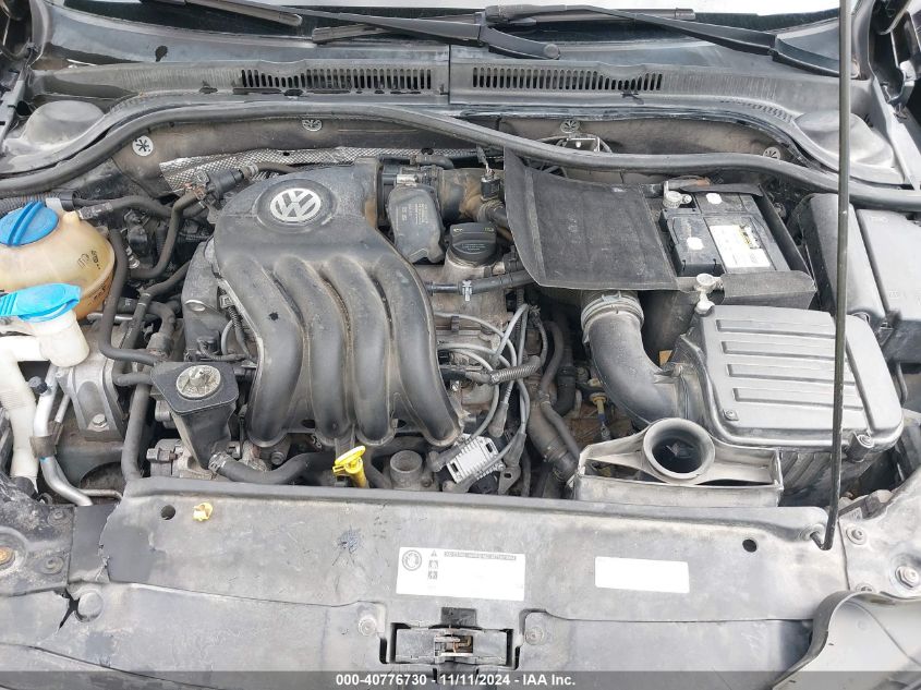 2015 VOLKSWAGEN JETTA 2.0L S - 3VW2K7AJ7FM333978