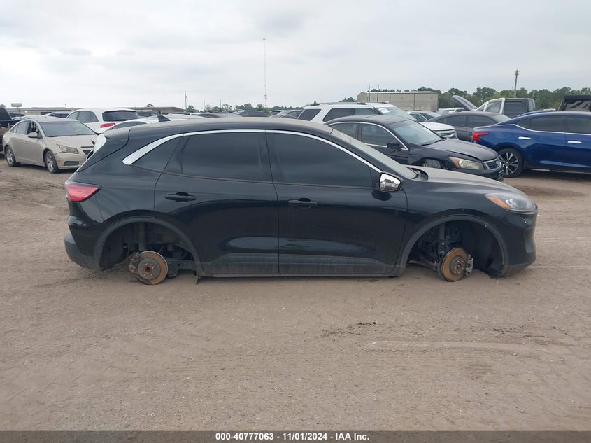 2020 Ford Escape Se VIN: 1FMCU0G69LUB03339 Lot: 40777063