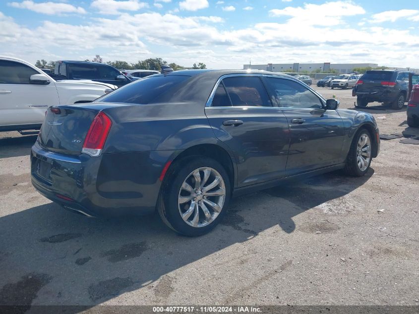 VIN 2C3CCAAG1KH569061 2019 CHRYSLER 300 no.4