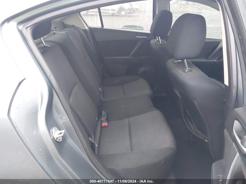 2013 MAZDA MAZDA3 I SV - JM1BL1TG8D1814539