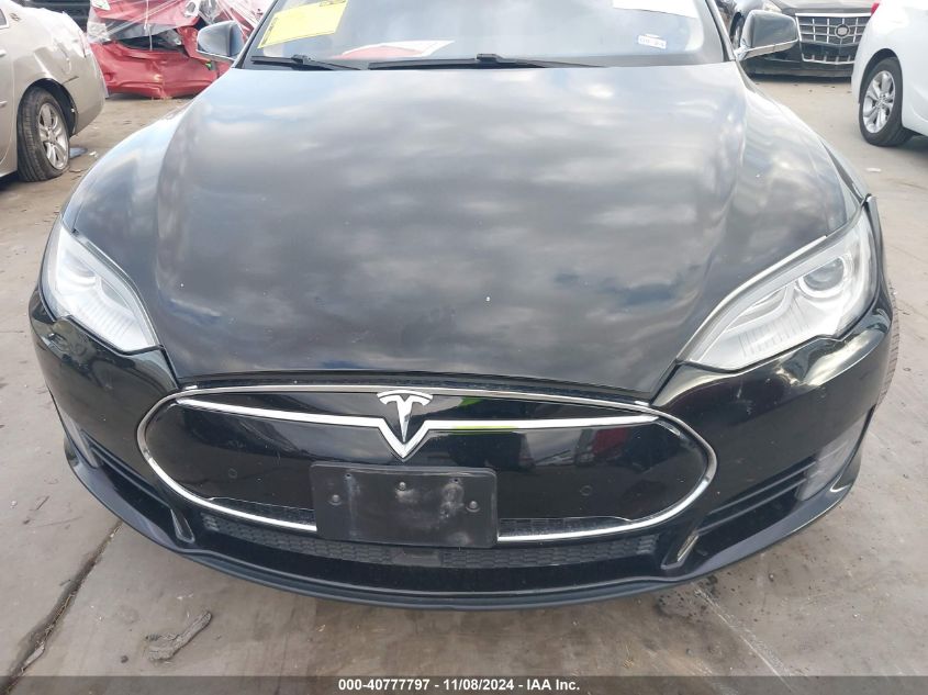 2015 Tesla Model S 70D/85D/P85D VIN: 5YJSA1E20FF102043 Lot: 40777797