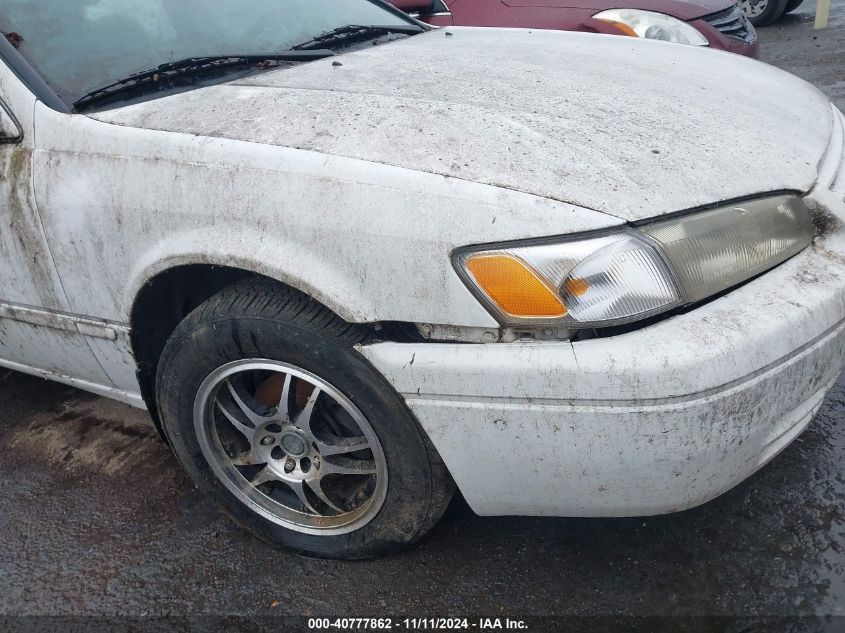 1999 Toyota Camry Le VIN: 4T1BG22K4XU892038 Lot: 40777862