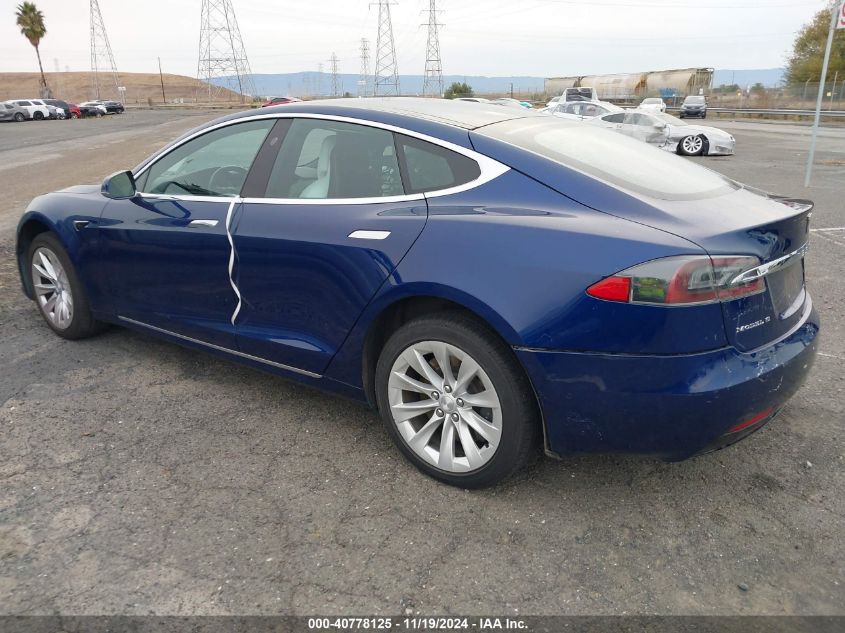 VIN 5YJSA1E2XJF291390 2018 Tesla Model S, 100D/75D/... no.3