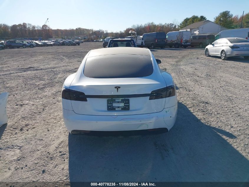 2017 Tesla Model S 60/75 VIN: 5YJSA1E15HF178562 Lot: 40778235