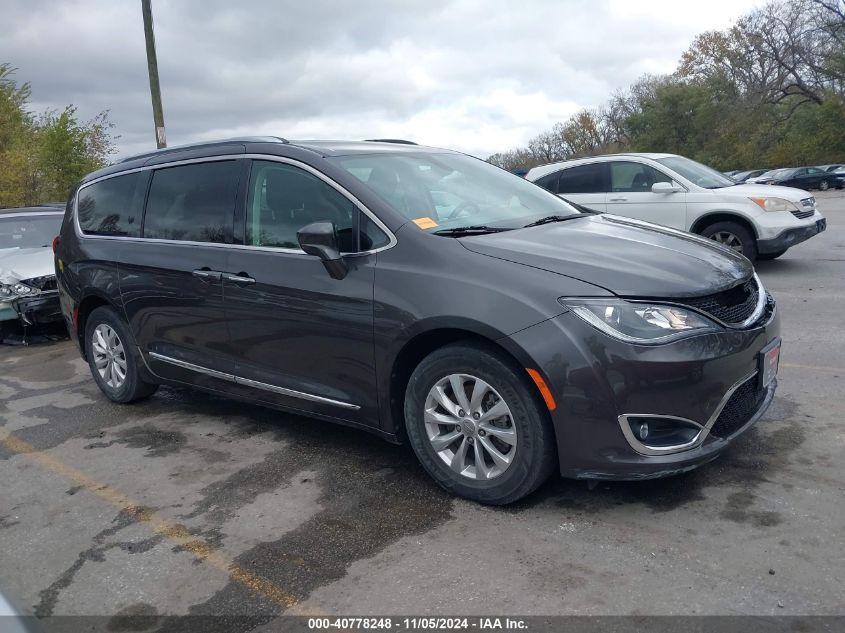 2018 Chrysler Pacifica Touring L VIN: 2C4RC1BG4JR246099 Lot: 40778248