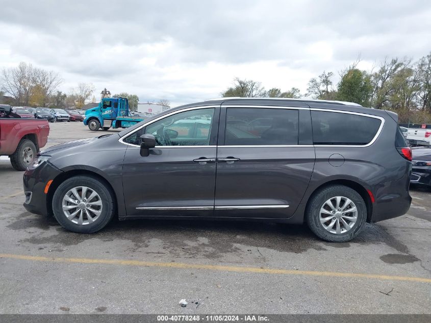 2018 Chrysler Pacifica Touring L VIN: 2C4RC1BG4JR246099 Lot: 40778248