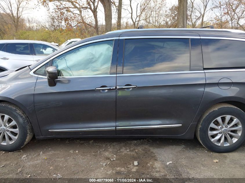 2018 Chrysler Pacifica Touring L VIN: 2C4RC1BG1JR142685 Lot: 40779068