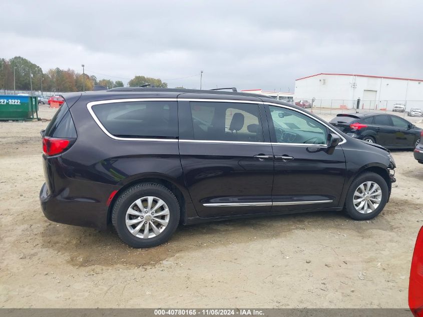 2017 Chrysler Pacifica Touring-L VIN: 2C4RC1BG0HR526760 Lot: 40780165