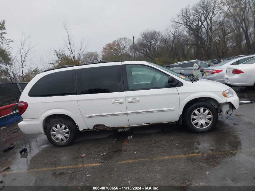 2005 Chrysler Town & Country Touring VIN: 2C4GP54L75R212502 Lot: 40780656