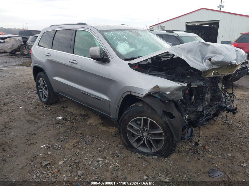 VIN 1C4RJFAG2JC297887 2018 JEEP GRAND CHEROKEE LAREDO E 4X4