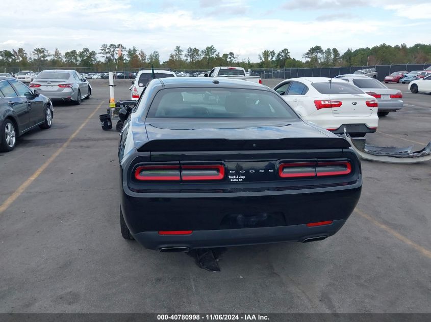 2018 Dodge Challenger Sxt VIN: 2C3CDZAG8JH317947 Lot: 40780998