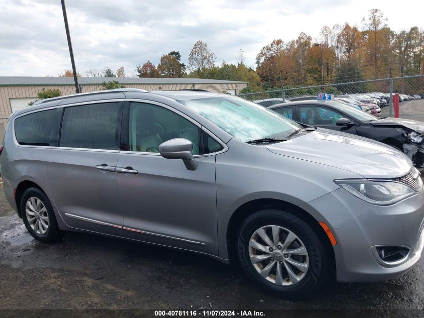 2019 Chrysler Pacifica Touring L VIN: 2C4RC1BG4KR613133 Lot: 40781116