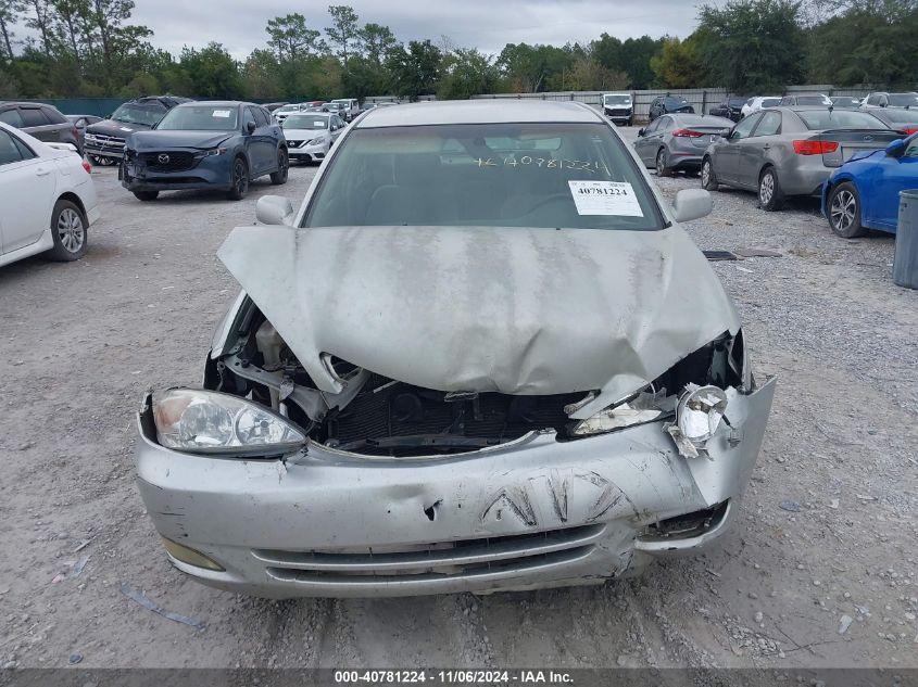 2004 Toyota Camry Xle VIN: 4T1BE30K64U792288 Lot: 40781224