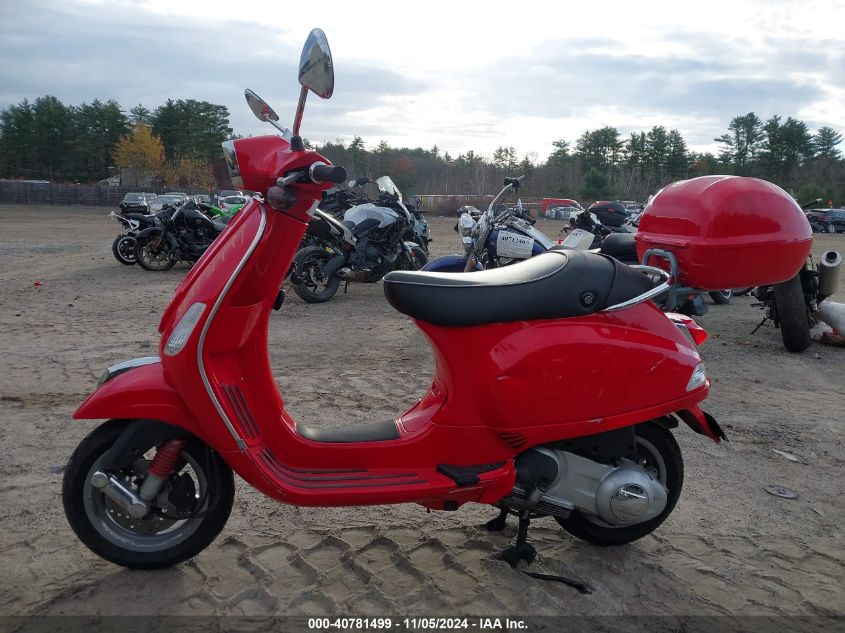 2011 Vespa Lx 150Ie VIN: ZAPM688F4B5400137 Lot: 40781499