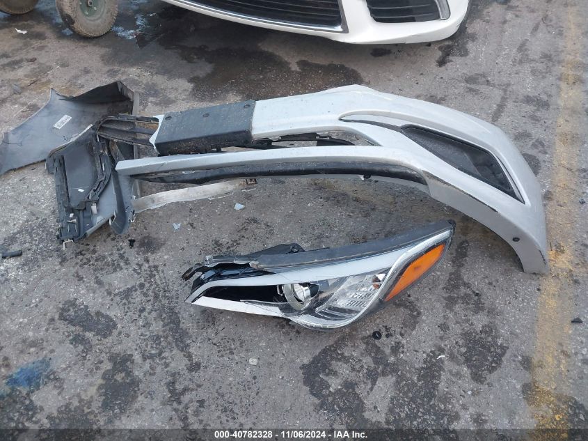 2016 HYUNDAI SONATA VIN: 5NPE24AF2GH271116