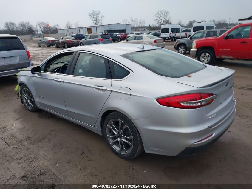 2019 Ford Fusion Hybrid Titanium VIN: 3FA6P0RU2KR197449 Lot: 40782725