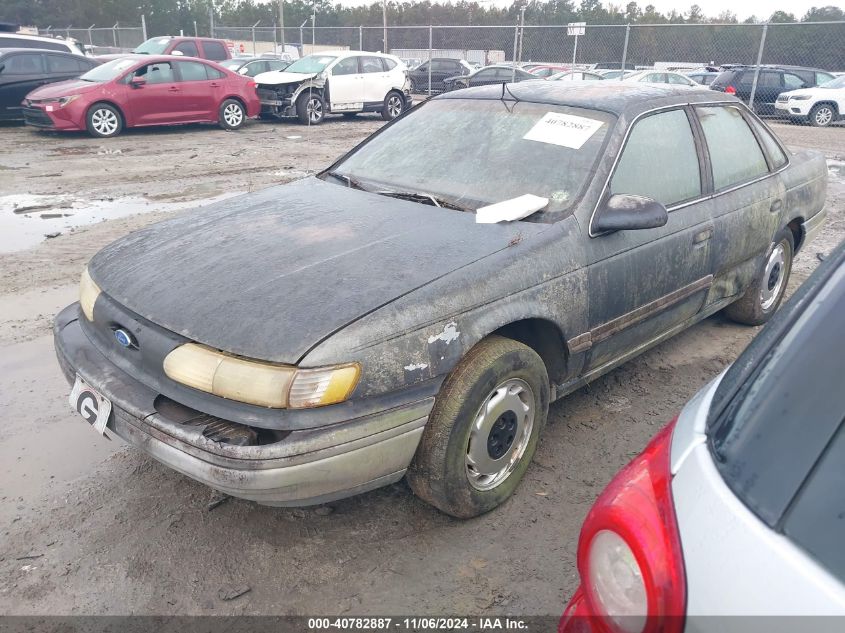 1992 Ford Taurus Gl VIN: 1FACP5244NA138007 Lot: 40782887