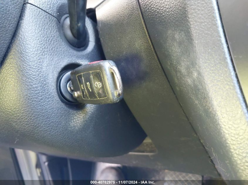 2013 VOLKSWAGEN JETTA 2.5L SE - 3VWDX7AJ0DM304698