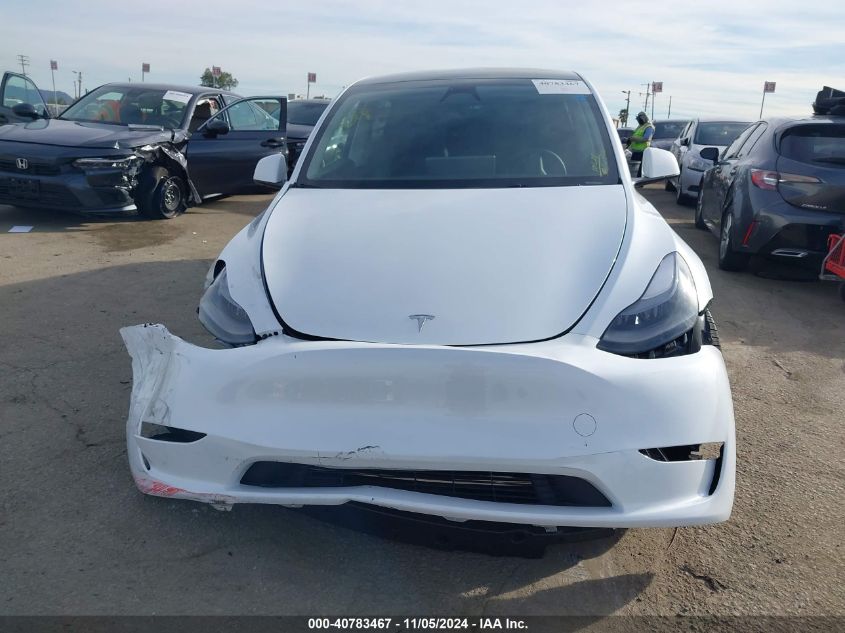 2024 Tesla Model Y Long Range Dual Motor All-Wheel Drive VIN: 7SAYGDEE6RA257592 Lot: 40783467