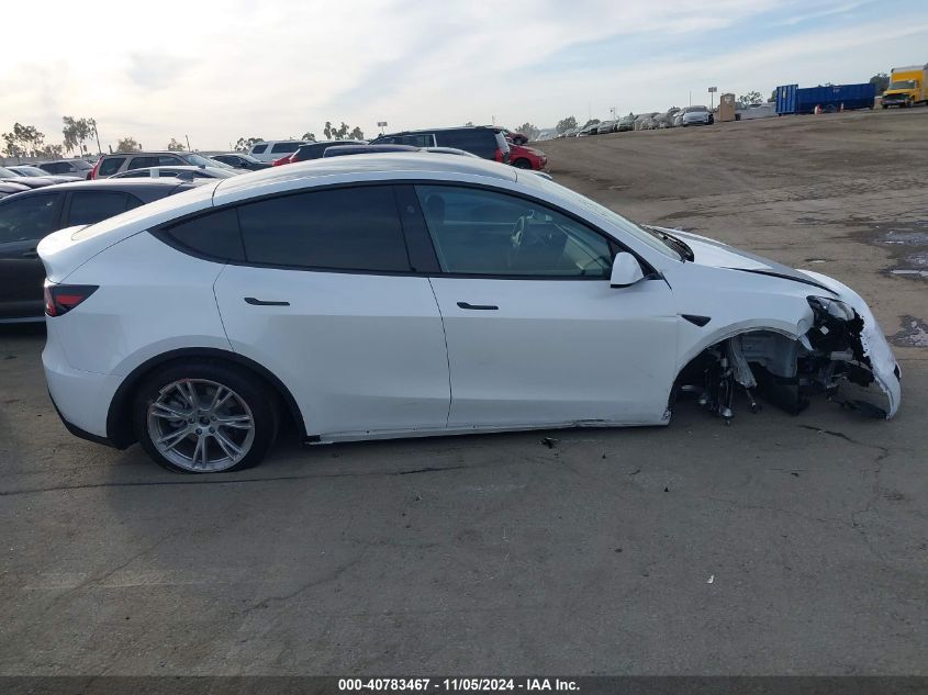 2024 Tesla Model Y Long Range Dual Motor All-Wheel Drive VIN: 7SAYGDEE6RA257592 Lot: 40783467