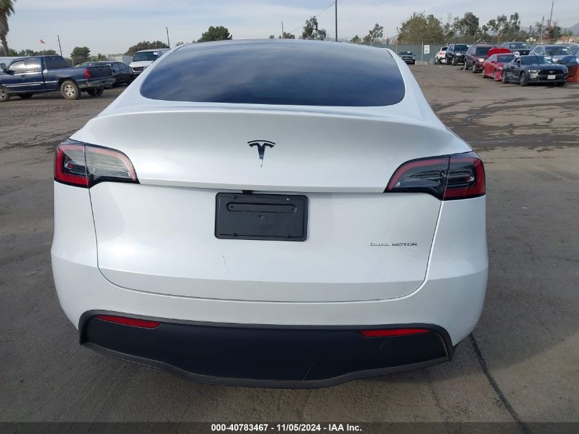 2024 Tesla Model Y Long Range Dual Motor All-Wheel Drive VIN: 7SAYGDEE6RA257592 Lot: 40783467