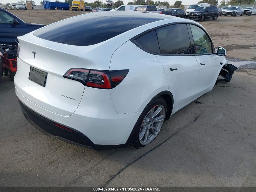 VIN 7SAYGDEE6RA257592 2024 TESLA MODEL Y no.4