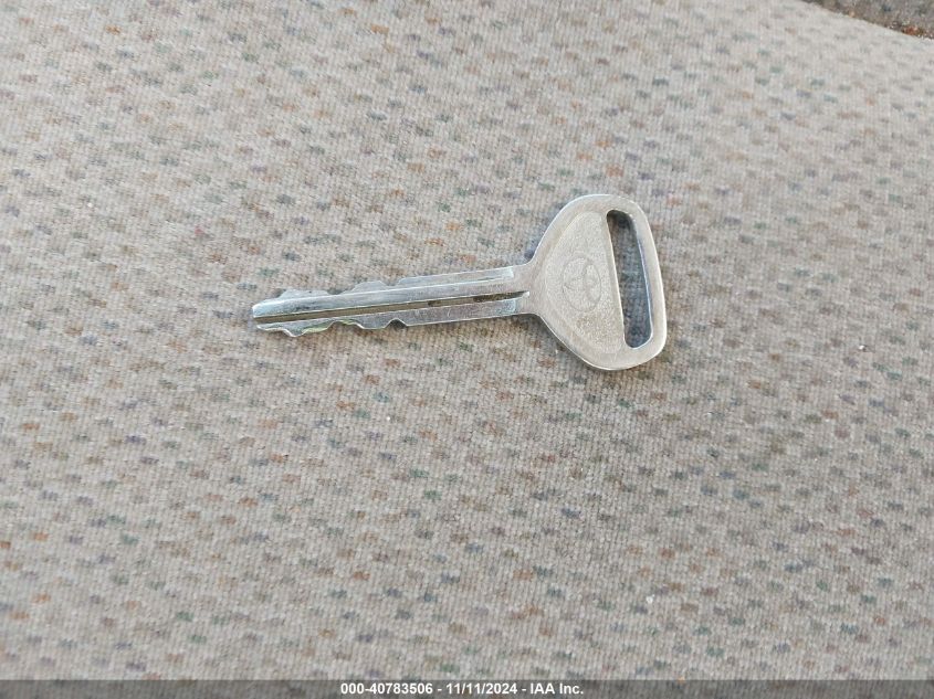 2002 Toyota Corolla Ce/Le/S VIN: 2T1BR12E12C568885 Lot: 40783506