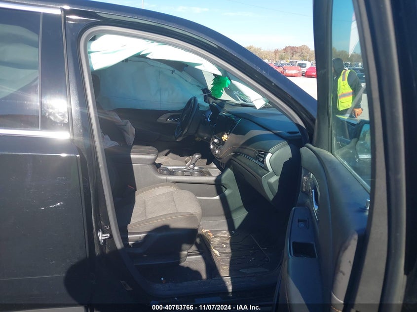 2018 CHEVROLET TRAVERSE VIN: 1GNERGKW0JJ121944