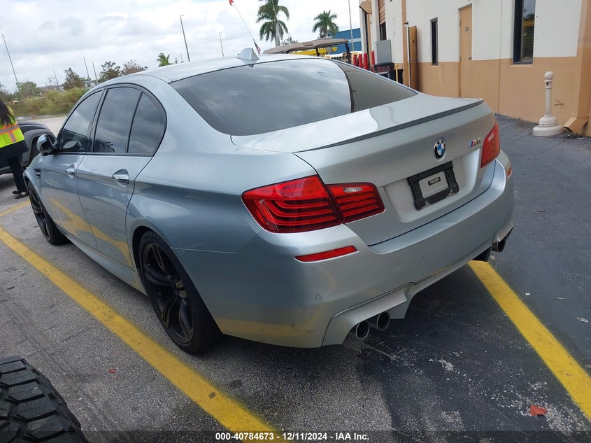 Vin: wbsfv9c57fd595236, lot: 41274158, bmw m5 20153
