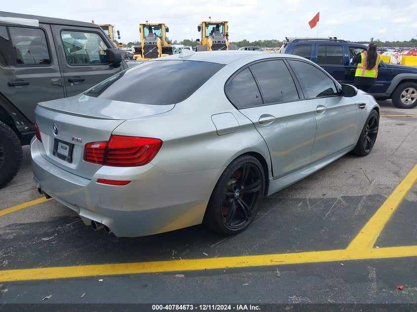 Vin: wbsfv9c57fd595236, lot: 41274158, bmw m5 20154