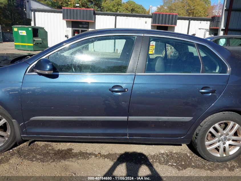 2010 Volkswagen Jetta Tdi VIN: 3VWAL7AJ0AM115558 Lot: 40784680