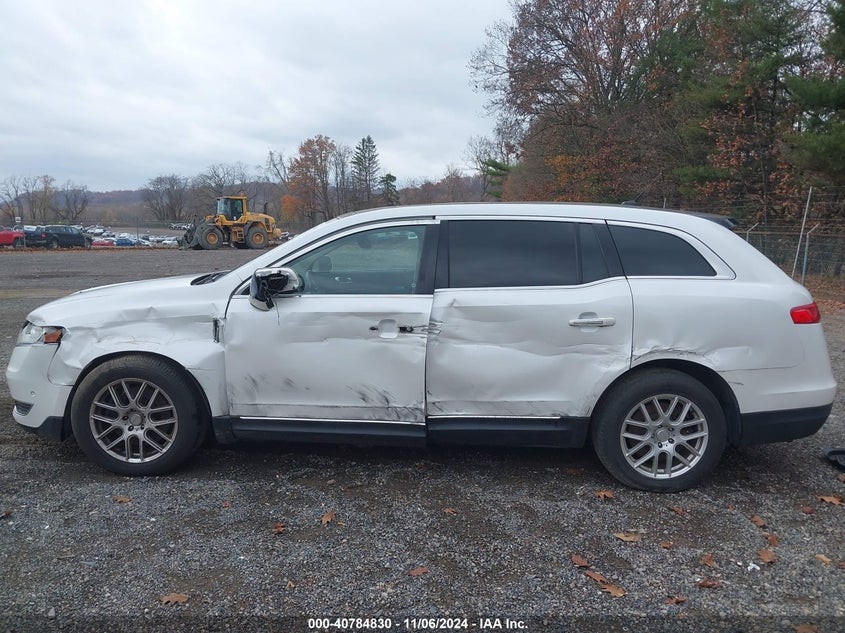 2014 LINCOLN MKT ECOBOOST - 2LMHJ5AT2EBL56140