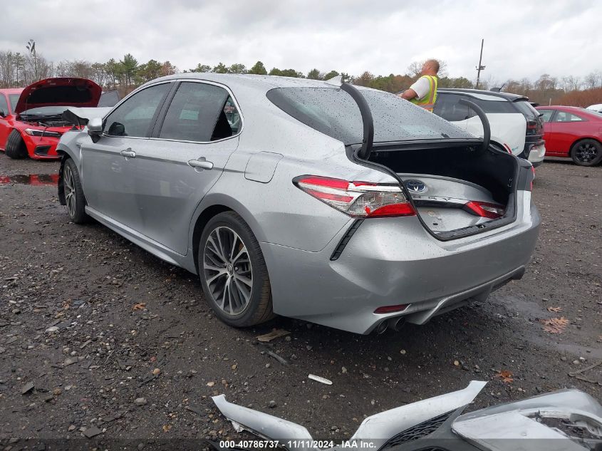 VIN 4T1B21HK2KU516706 2019 Toyota Camry, Hybrid SE no.3