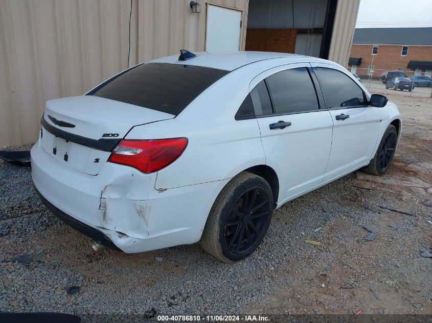 2013 Chrysler 200 Limited VIN: 1C3CCBCG6DN603301 Lot: 40786810