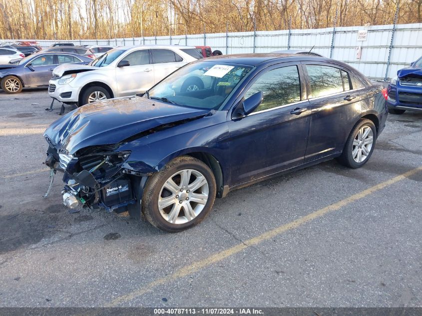 VIN 1C3CCBBB7DN735795 2013 Chrysler 200, Touring no.2