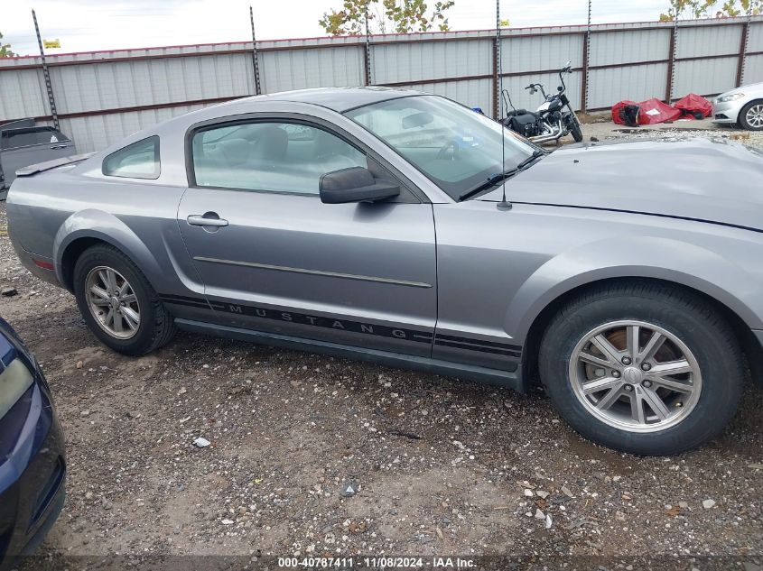 2007 Ford Mustang V6 Deluxe/V6 Premium VIN: 1ZVFT80N975354573 Lot: 40787411