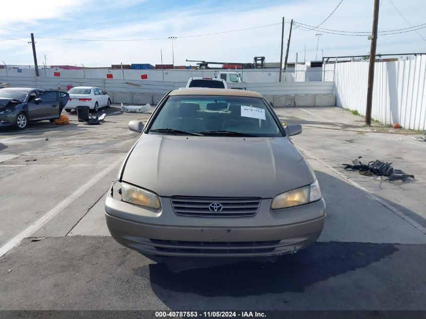 1999 Toyota Camry Le VIN: JT2BG22K7X0279514 Lot: 40787553