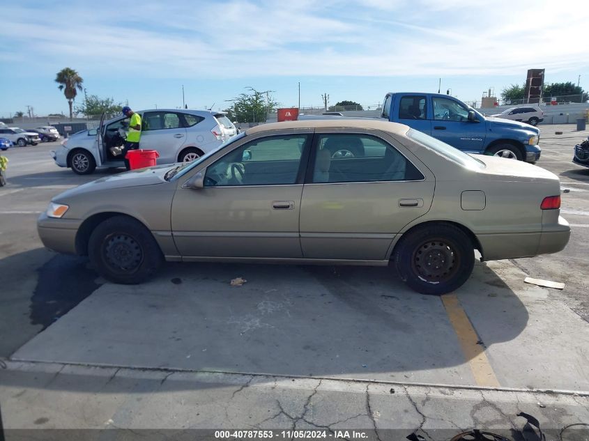 1999 Toyota Camry Le VIN: JT2BG22K7X0279514 Lot: 40787553