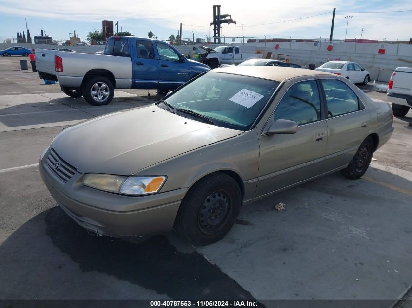 1999 Toyota Camry Le VIN: JT2BG22K7X0279514 Lot: 40787553